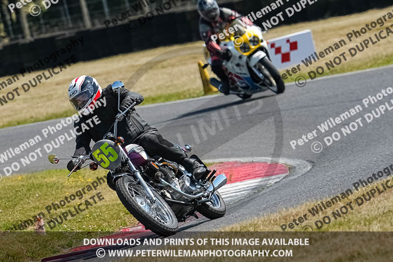 cadwell park;cadwell park photographs;cadwell trackday photographs;enduro digital images;event digital images;eventdigitalimages;peter wileman photography;racing digital images;trackday digital images;trackday photos